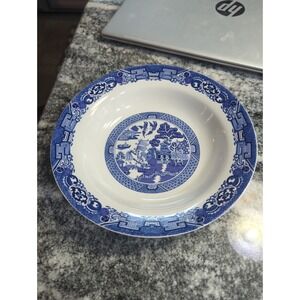 Vintage Royal Cuthbertson Blue Willow Wide Rim 8 1/4" Soup Cereal Salad Bowl